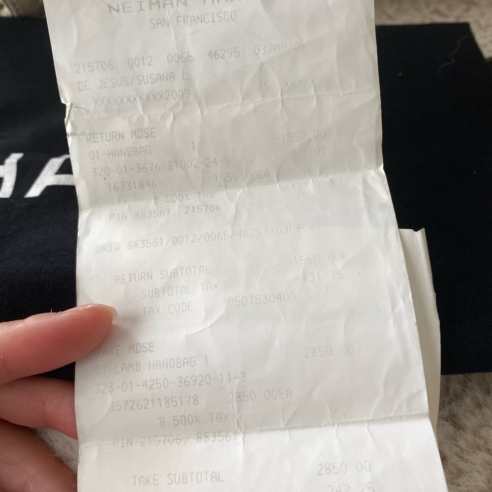 Pre loved Authentic Chanel tote - Picture 12 of 16